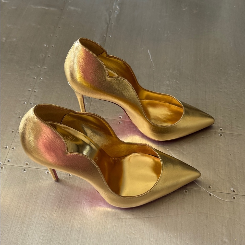 Christian Louboutin hot chick 100mm gold bouton stiletto sz 37.5 - Picture 2 of 10